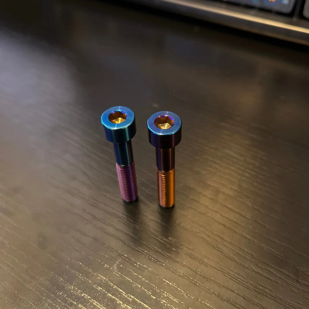 MXP Ultra Bee/LBX Throttle Bolts (Set of 2)