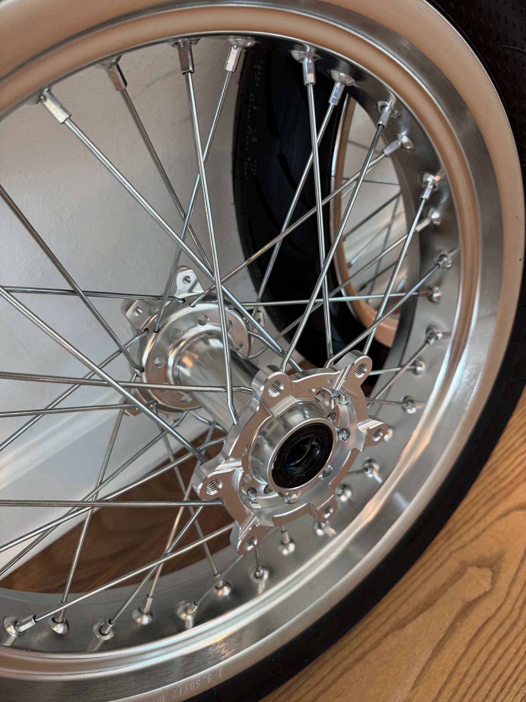 CHROME ULTRA BEE SUPERMOTO KIT